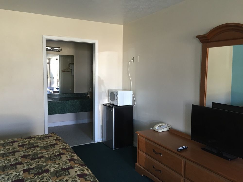 Budget Inn McDonough Exterior foto