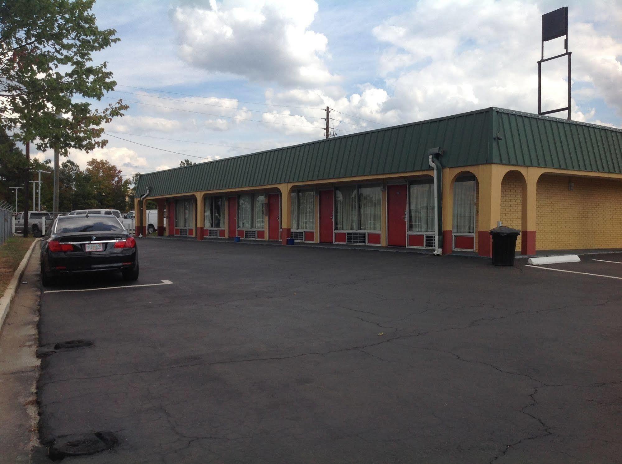 Budget Inn McDonough Exterior foto